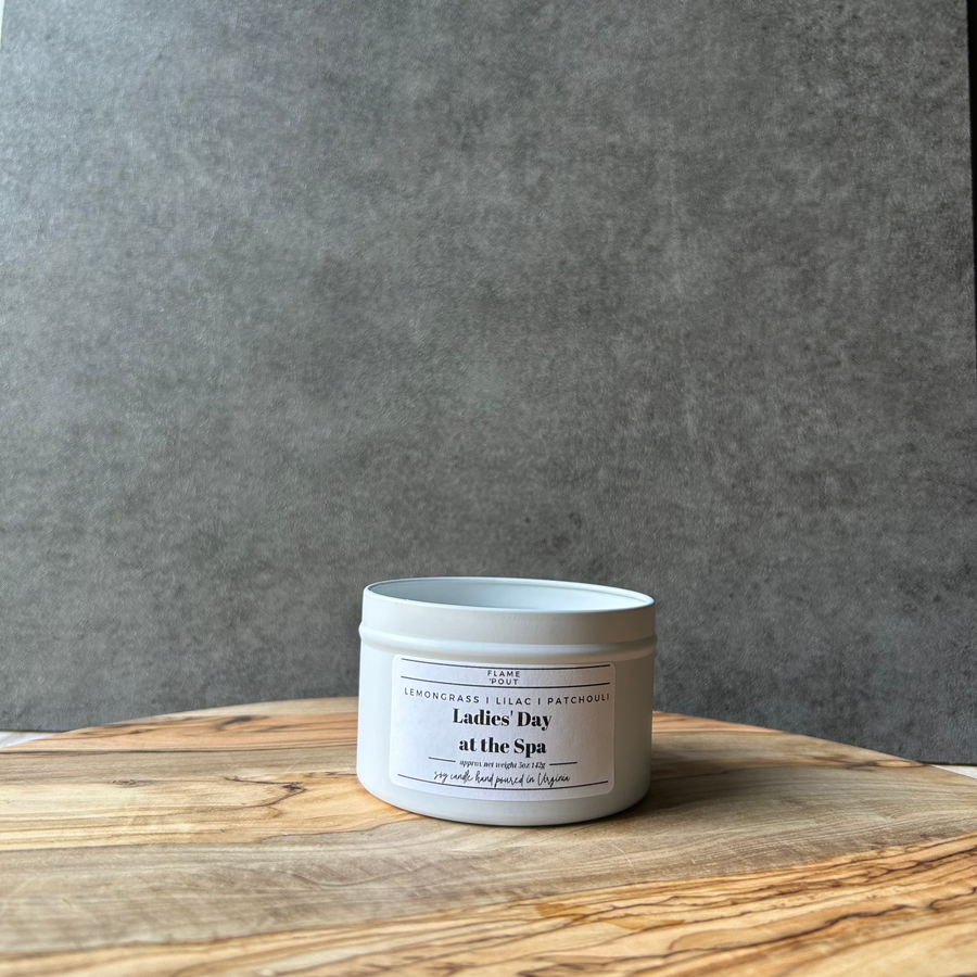 Ladies' Day at the Spa - Clean Lemongrass, Lilac Candle