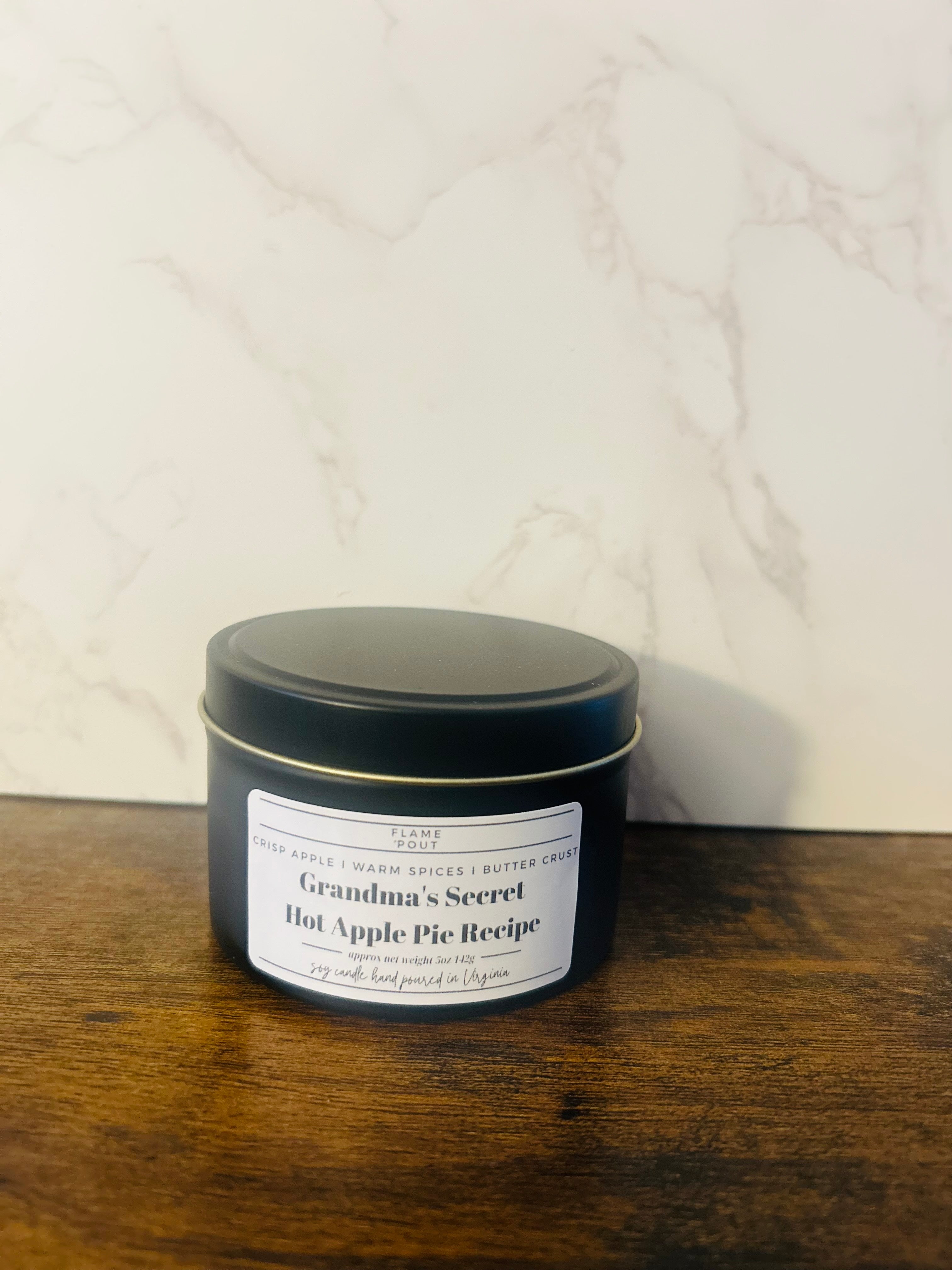 Grandma’s Secret Hot Apple Pie Candle | Cinnamon, Nutmeg & Apple Pie Scent